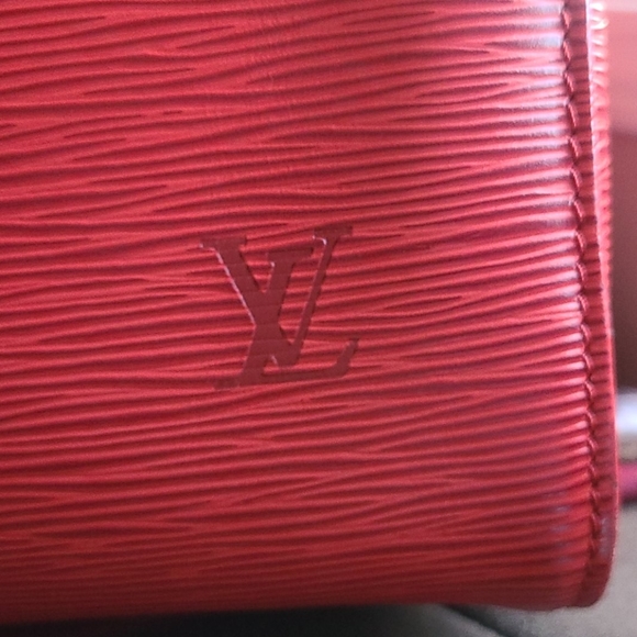 Louisvuitton hand bag - Picture 4 of 14